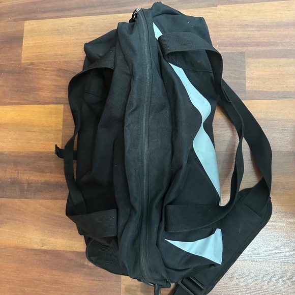 Nike Small duffel - Picture 2 of 6